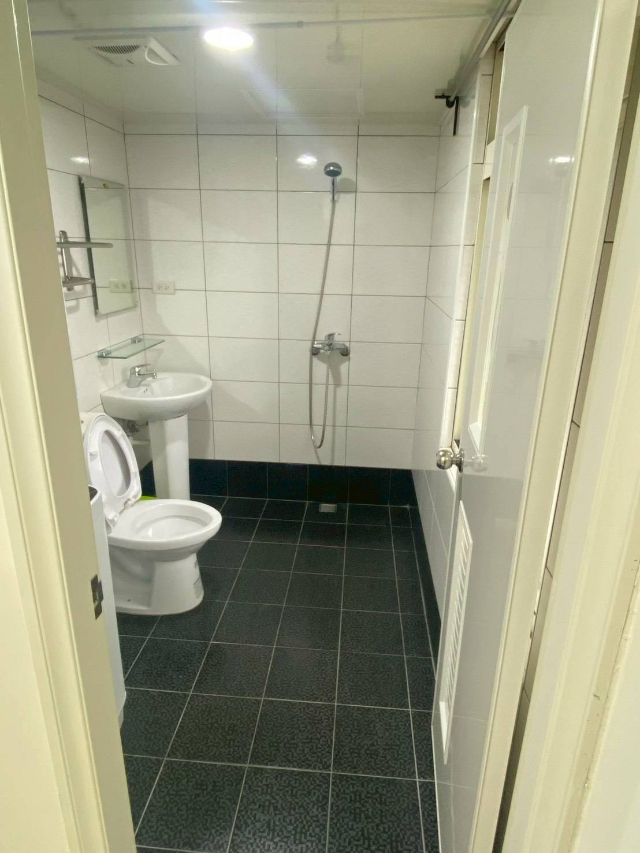 E054-親友專任-安和收租5套房,新北市新店區安和路一段