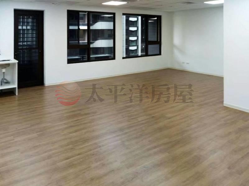 B086副都心捷運旁都峰苑+車位 (專任),新北市新莊區新北大道四段