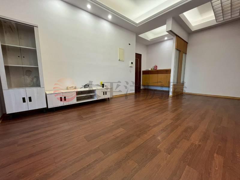 E246🌟獨家🌟潤泰低樓層 三房車,桃園市桃園區春日路