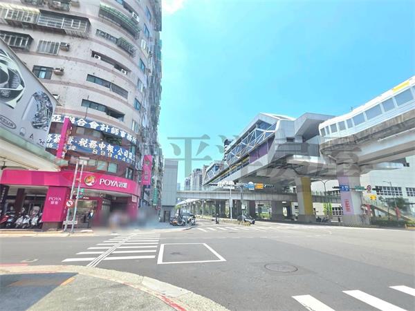 C014-幸福捷運站顯眼店面,新北市新莊區思源路