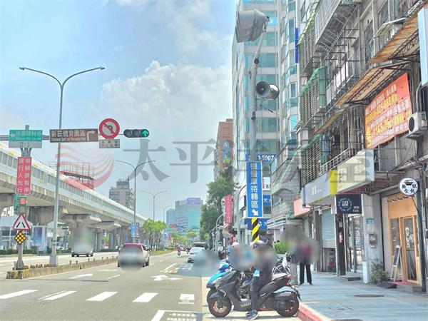 C014-幸福捷運站顯眼店面,新北市新莊區思源路