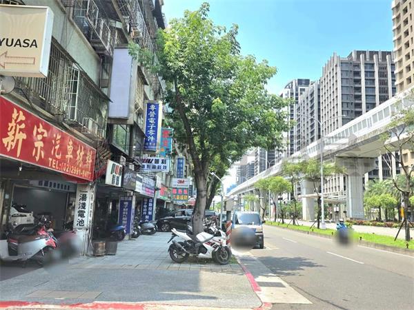 C014-幸福捷運站顯眼店面,新北市新莊區思源路
