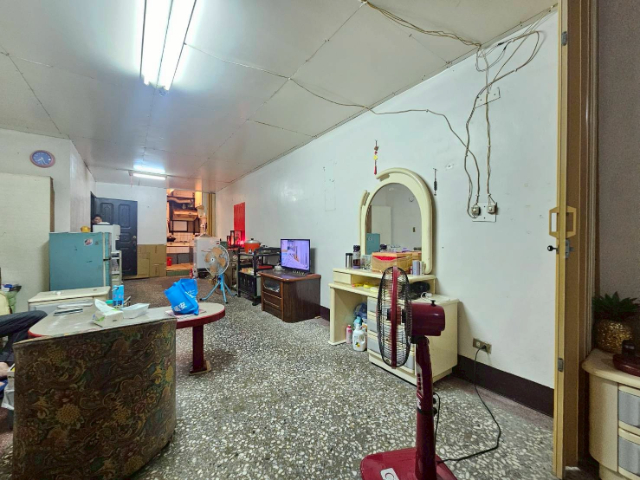 E007-三和夜市台北橋捷運低總價3樓雅寓,新北市三重區三和路二段