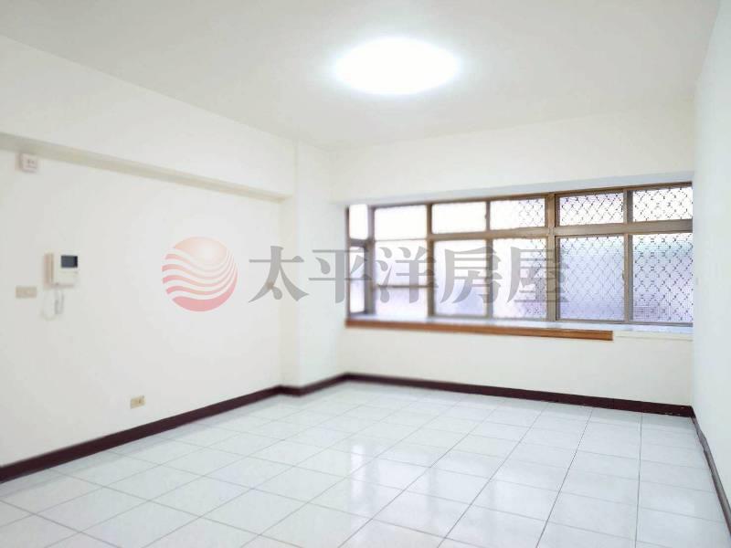 B018-新莊電梯三房平面車位,新北市新莊區建安街