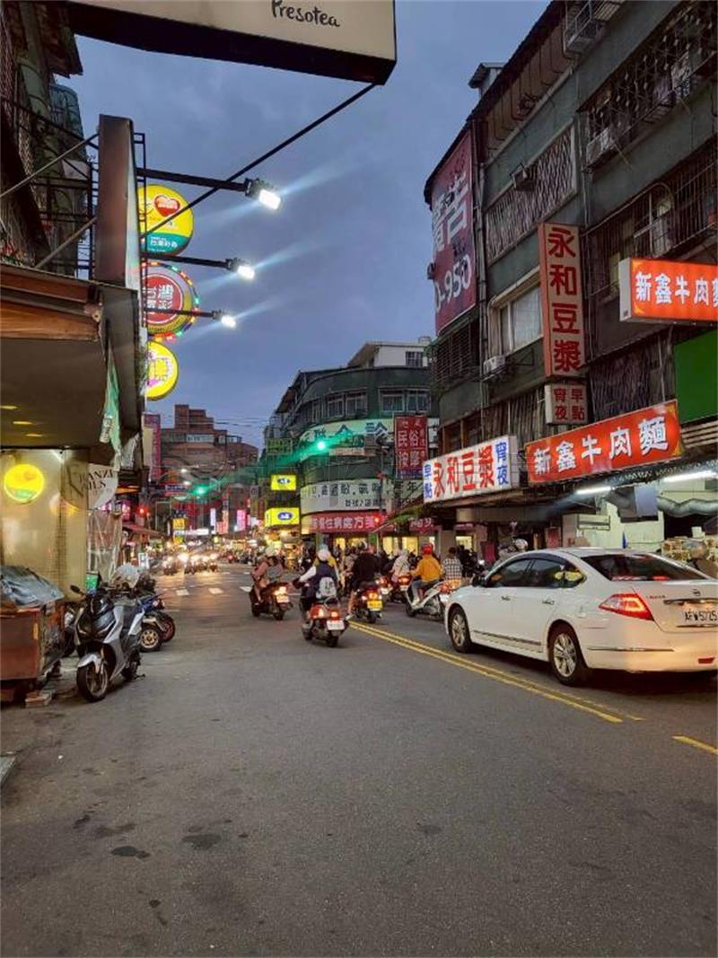 C031-幸福站方便停車金店面,新北市新莊區福壽街