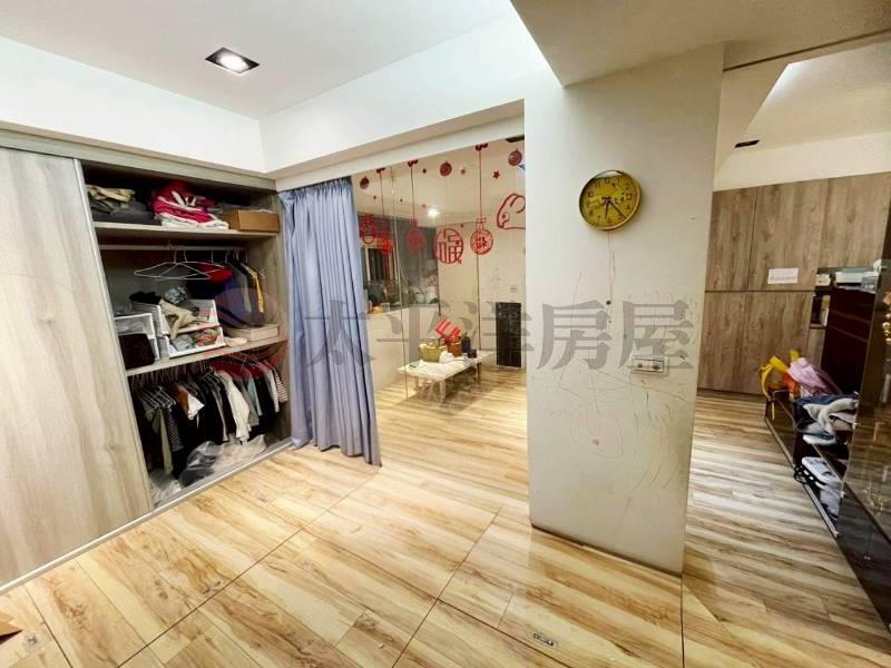 E130榮星花園邊間三樓大四房,台北市中山區民族東路