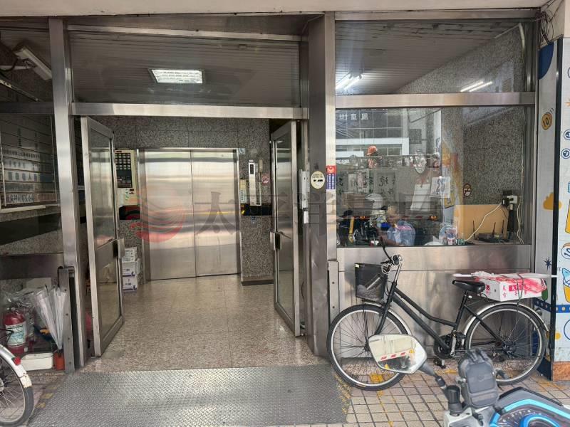 E139中和便宜電梯頂加,新北市中和區中山路二段
