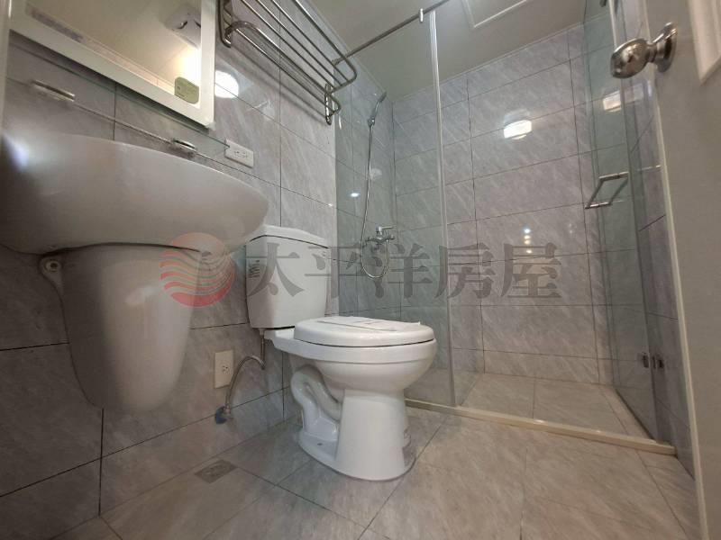 E235急售單純一梯一戶贈家電家具,新北市三重區大同南路