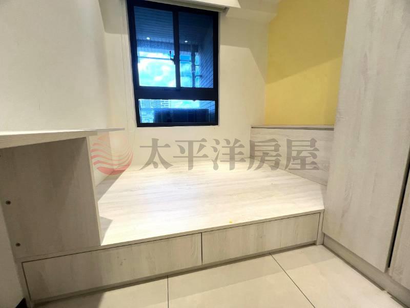 B54副都心成家必看小露臺二房+車位,新北市新莊區中華路三段