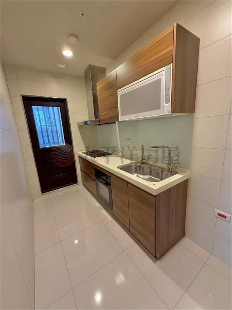 E123水悅三房車,新北市淡水區新市三路一段