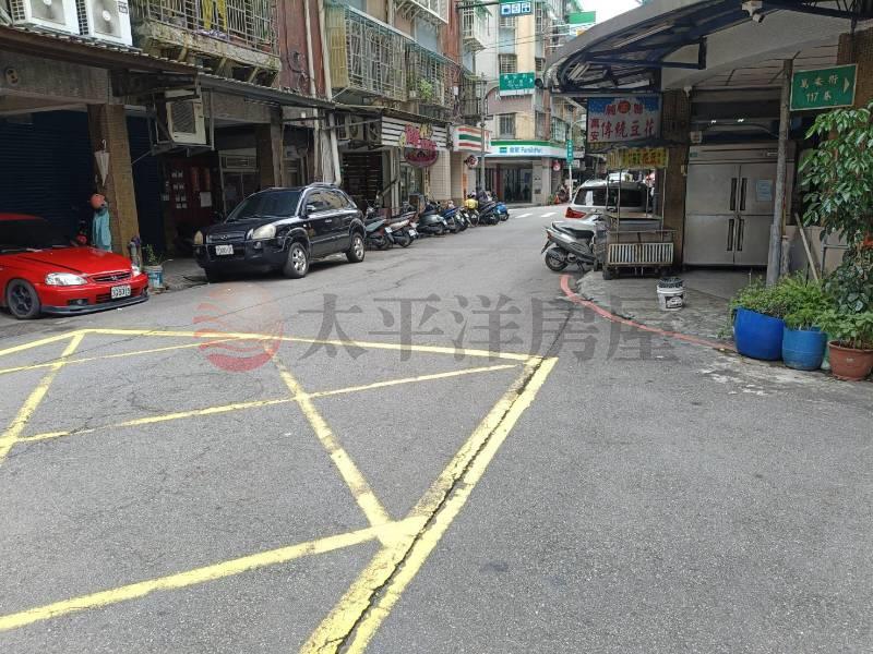 A96萬安面寬活巷一樓,新北市新莊區萬安街