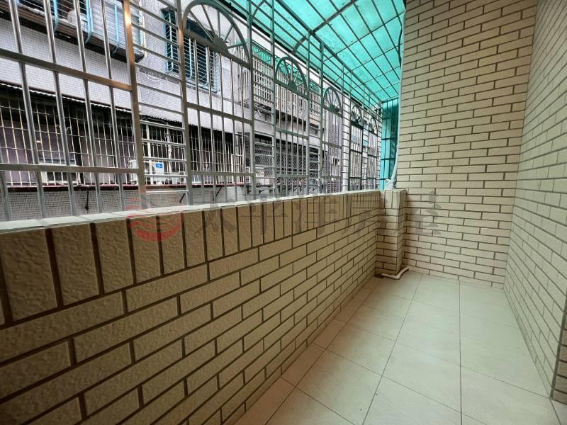 E122僑中一街國泰格局方正三房,新北市板橋區僑中一街