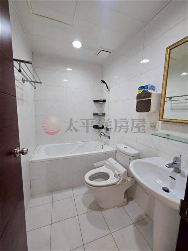 B73鼎上苑三房車,新北市新莊區建安街