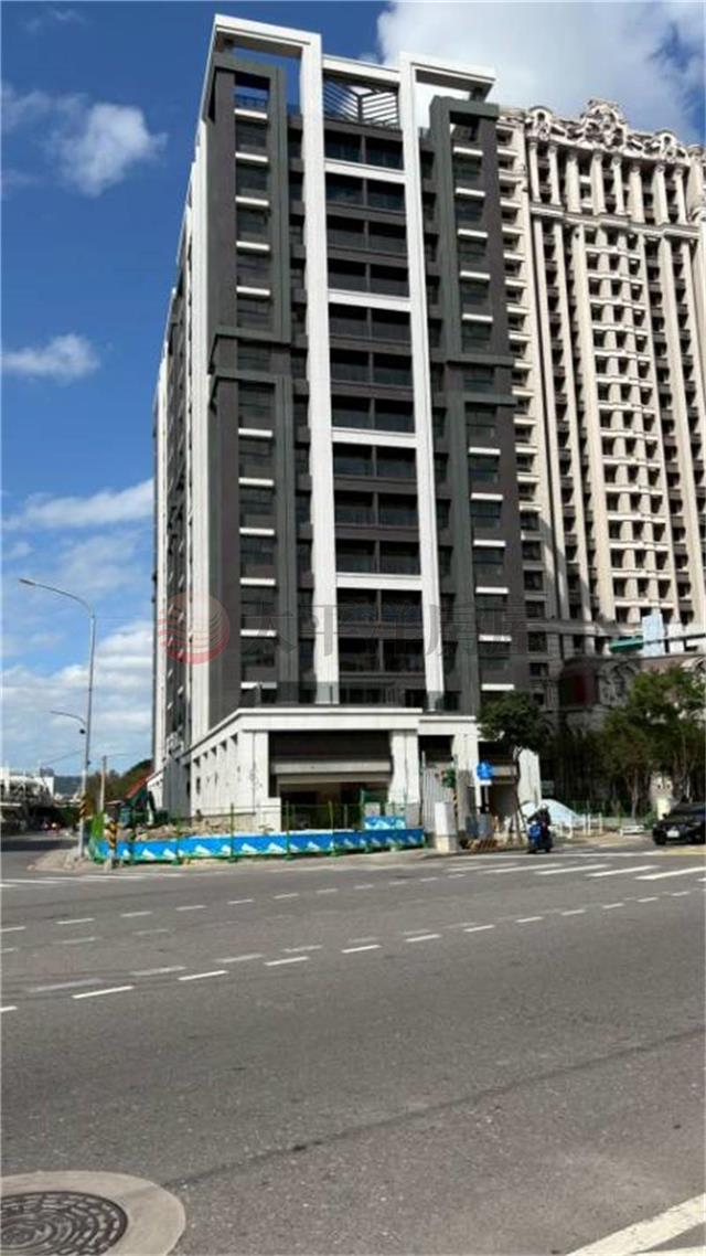 E121板橋立信天朗（預售屋可換約）,新北市板橋區中正路/新月一街