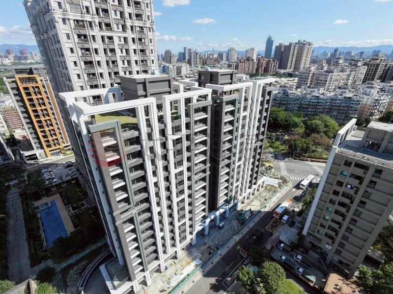 E121板橋立信天朗（預售屋可換約）,新北市板橋區中正路/新月一街