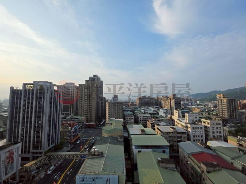 B66捷運無敵景觀天越2房,新北市新莊區新北大道七段