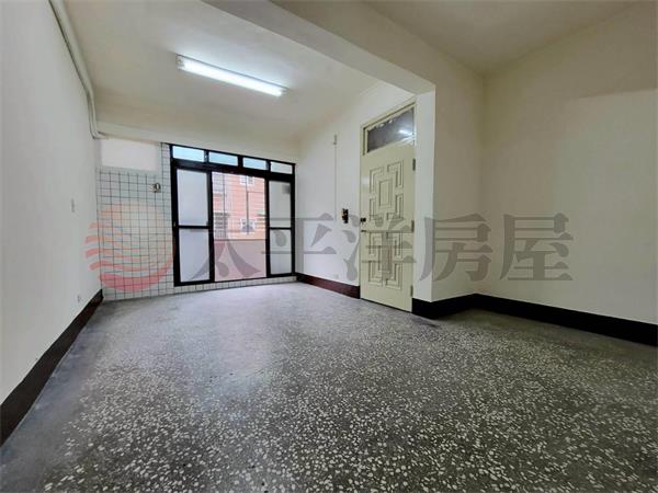 E241集美商圈邊間3樓 （專約）,新北市三重區重新路四段