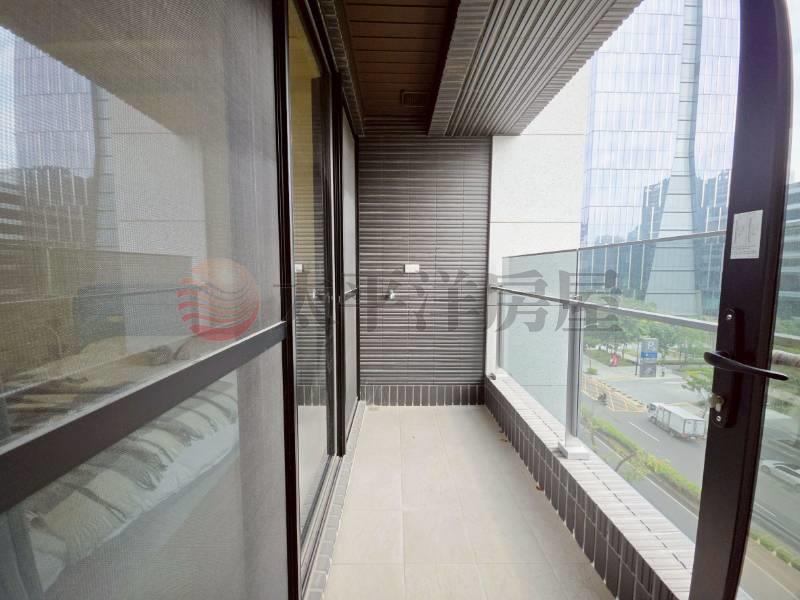 B92全新面公園景觀雙衛浴二房+車位,新北市新莊區中央路