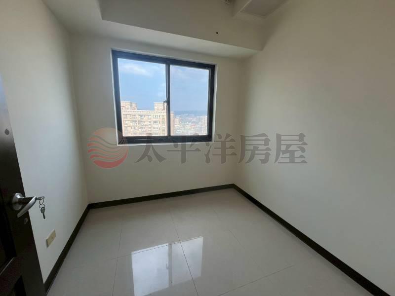 B61東京高樓景觀四房（室）車,新北市新莊區新樹路