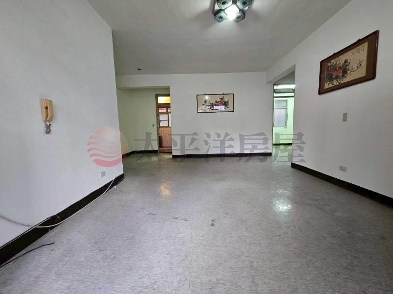 E194板新捷運站旁四樓雅寓,新北市板橋區中山路一段