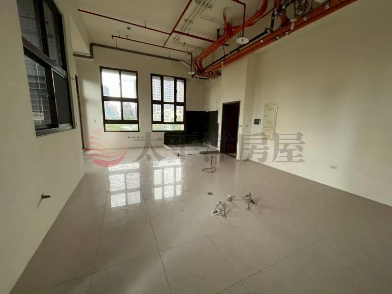 B78名軒富麗邊間3樓,新北市新莊區富貴路