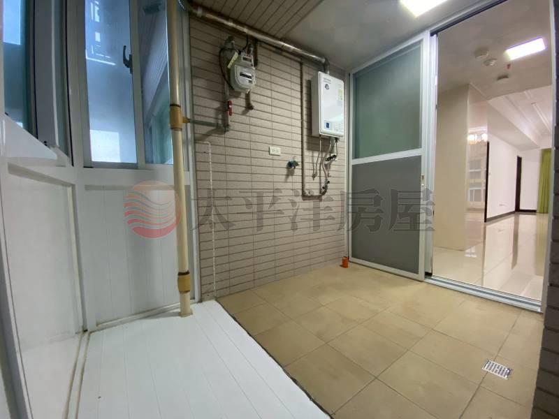 B72上居銀座六房車,新北市新莊區思源路