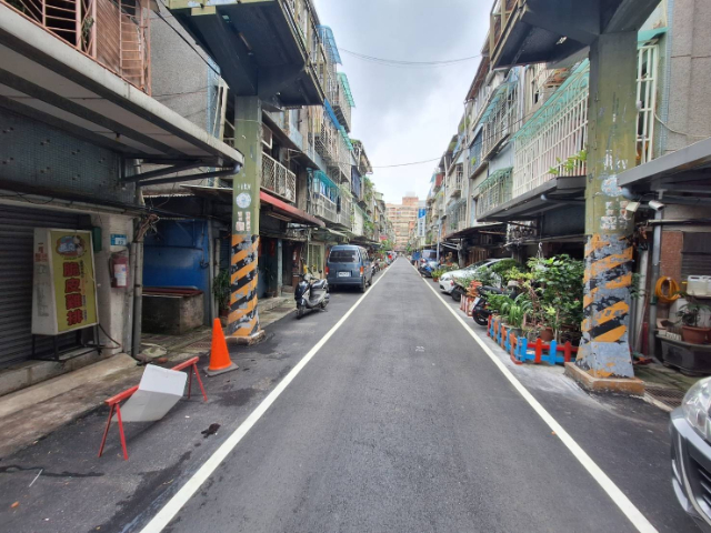 E013-台北橋收租透天厝,新北市三重區長元街