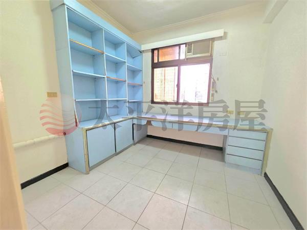 A020-捷運站方正前後陽台,新北市新莊區建中街