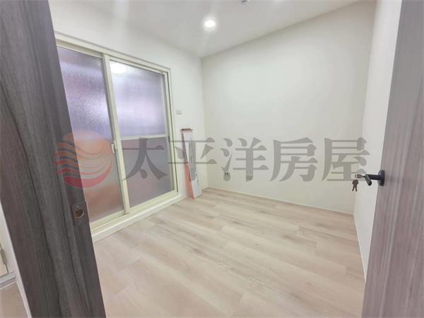 B014-學府公園亮麗2房,新北市新莊區中信街