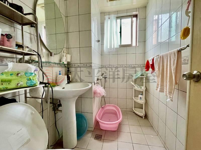 B006-新龍閣低公設邊間大3房,新北市新莊區中榮街