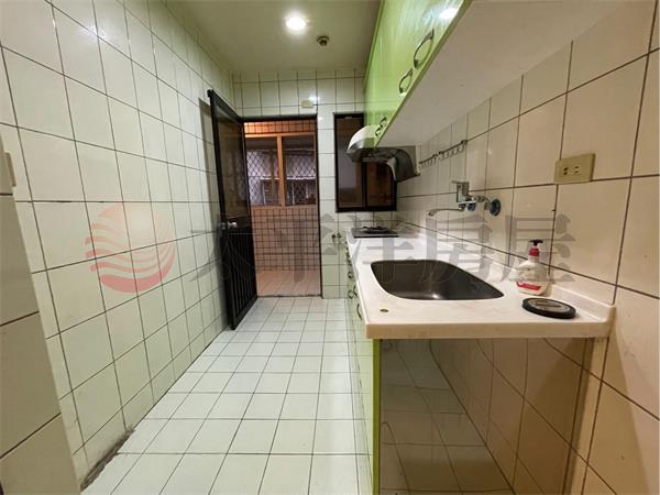 B034-佳瑪富貴方正大3房,新北市新莊區中和街