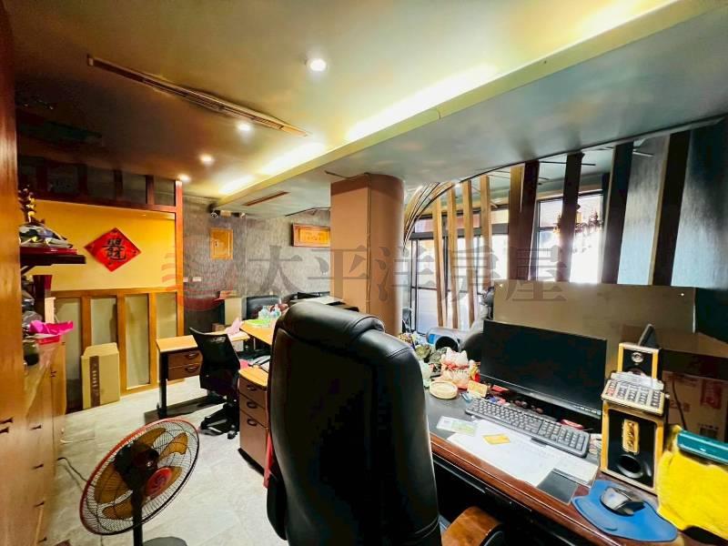 A055-幸福佳瑪邊間1樓住辦公,新北市新莊區幸福路