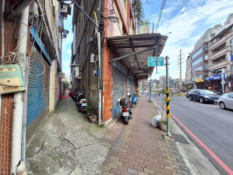 A051-新樹路滿租優質透天,新北市新莊區新樹路