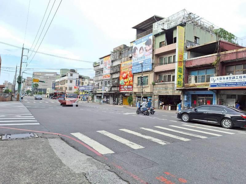 A051-新樹路滿租優質透天,新北市新莊區新樹路