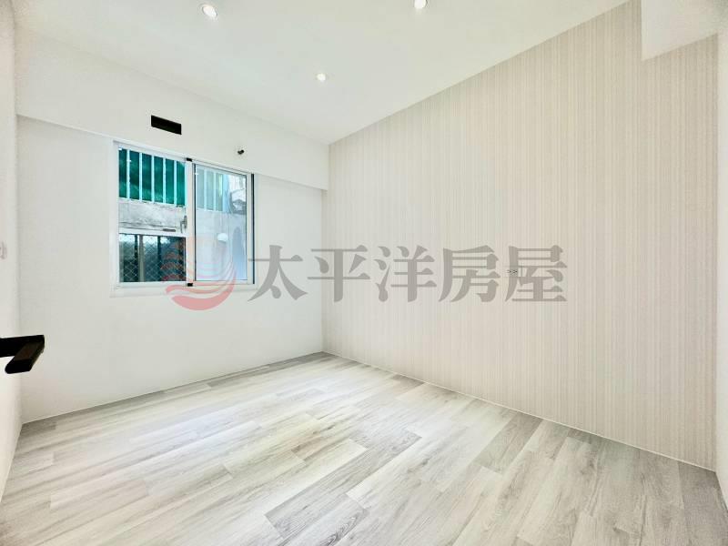 E052-裕民方正美裝3樓,新北市板橋區裕民街