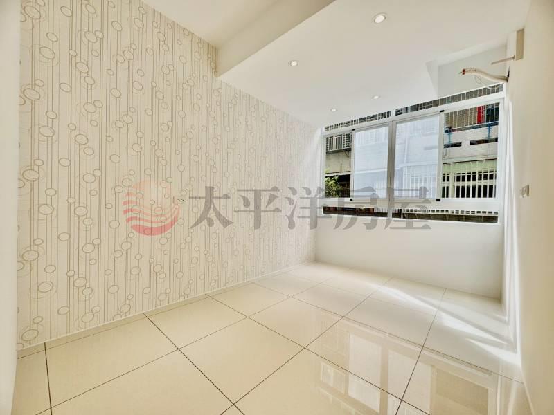 E052-裕民方正美裝3樓,新北市板橋區裕民街