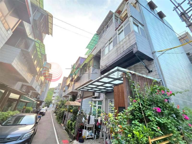 E116-綠意盎然透天別墅,新北市五股區御史路
