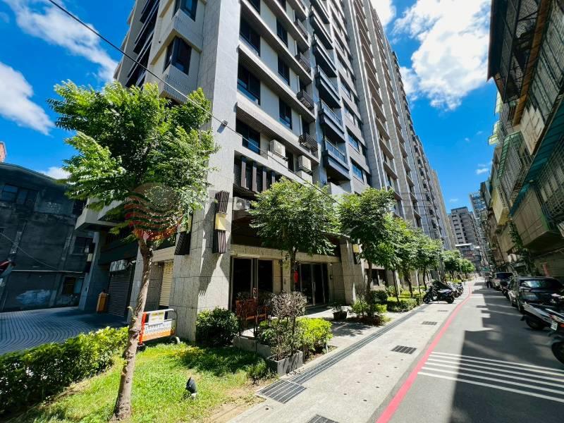 C023-角間時代金雞母,新北市新莊區中港路