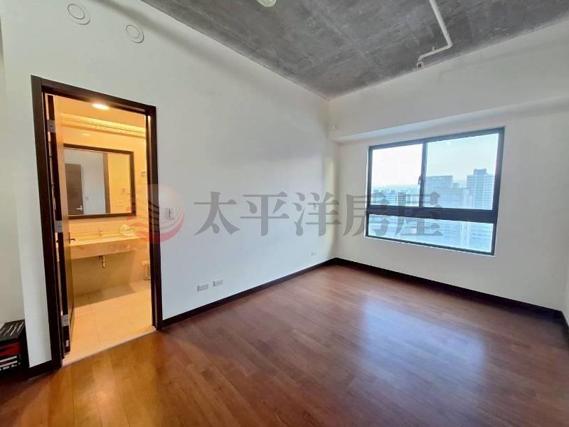 B024-米蘭公園高樓景觀2房雙車,新北市新莊區中央路