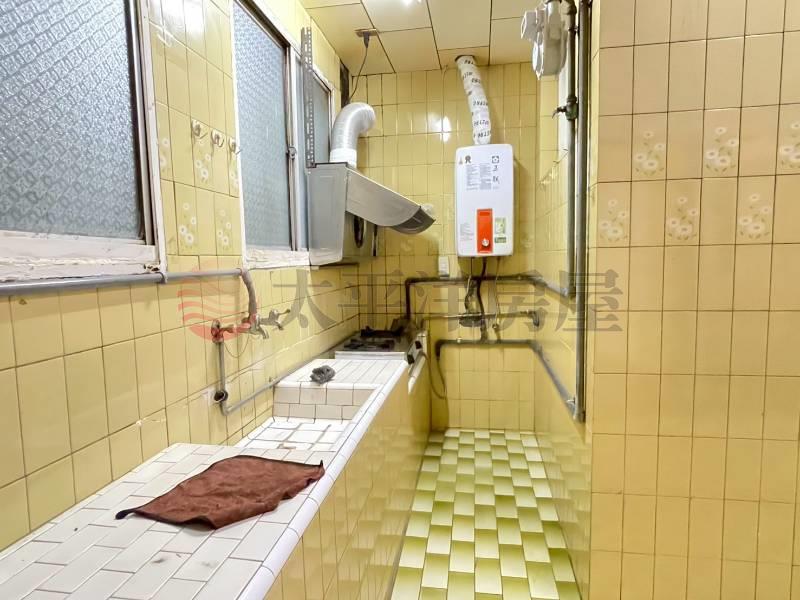 A016-幸福福壽邊間3樓,新北市新莊區福壽街