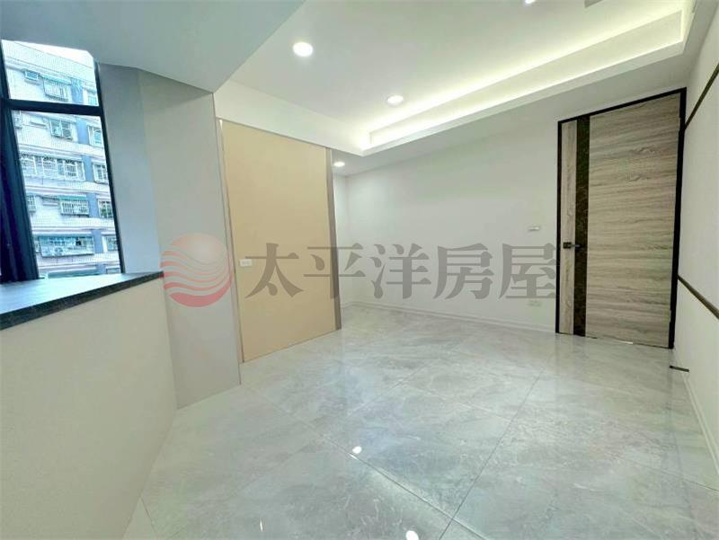 E003-民族亮麗邊間3房,新北市蘆洲區民族路