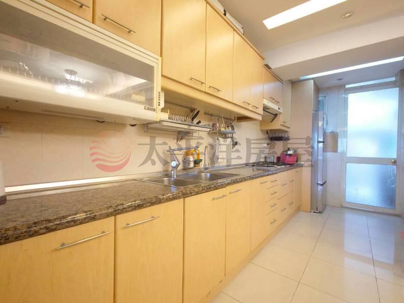 E030-南京東路邊間採光明亮美屋,台北市松山區南京東路四段