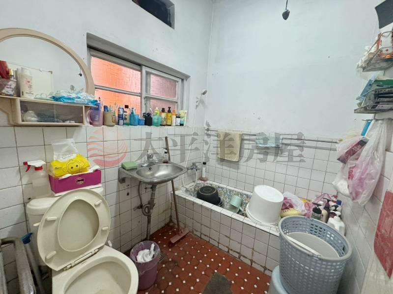 A058-中港一街頂加4+5,新北市新莊區中港一街