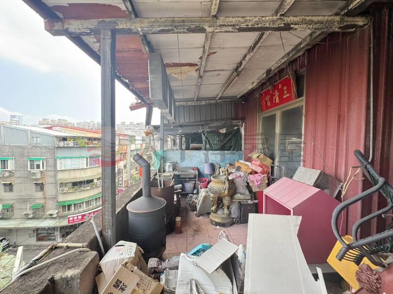 A058-中港一街頂加4+5,新北市新莊區中港一街