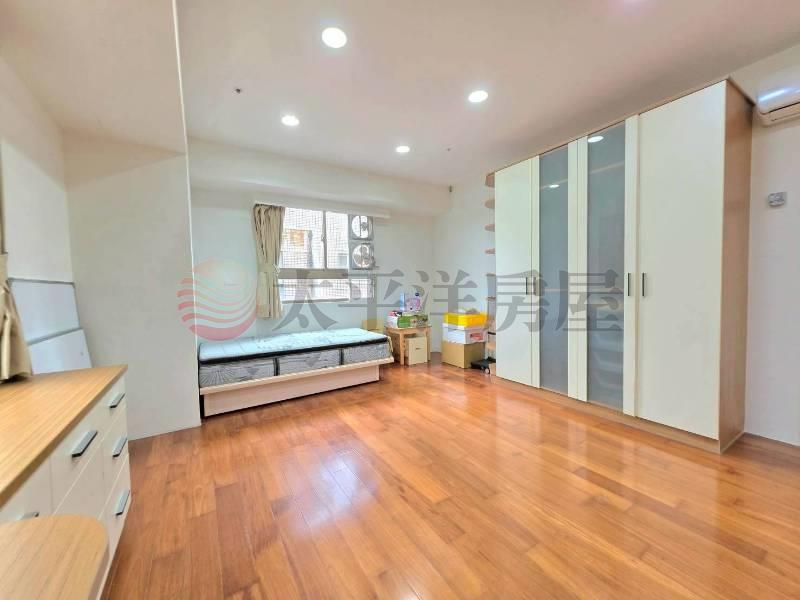 B038-頂峰帝寶美景邊間極品豪宅五房,新北市新莊區思源路