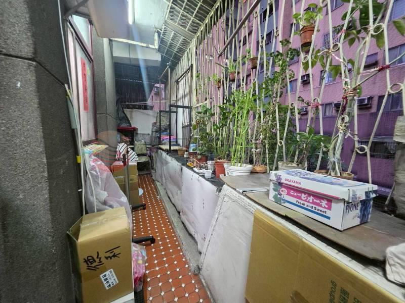 A045-捷運新莊站三樓,新北市新莊區中正路