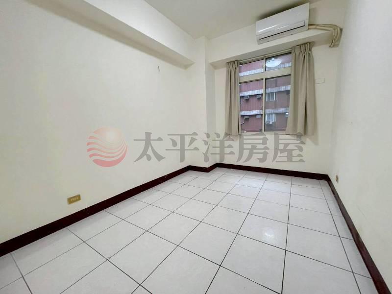 B035-雄踞中原大三房車美居,新北市新莊區中原路