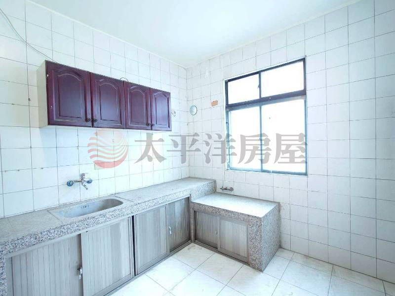 A022-昌明稀有邊間學區公園樓中樓,新北市新莊區昌明街