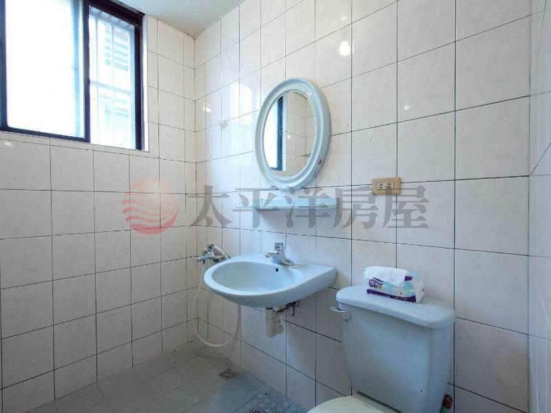 A022-昌明稀有邊間學區公園樓中樓,新北市新莊區昌明街