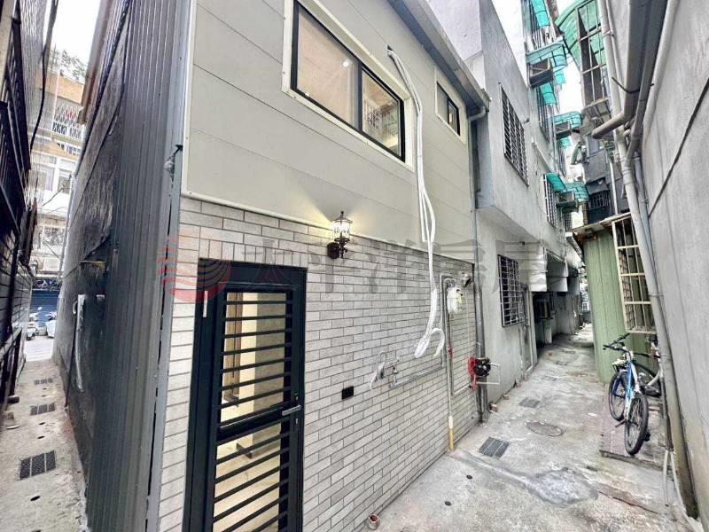 E027-三重捷運傳家透天,新北市三重區後竹圍街